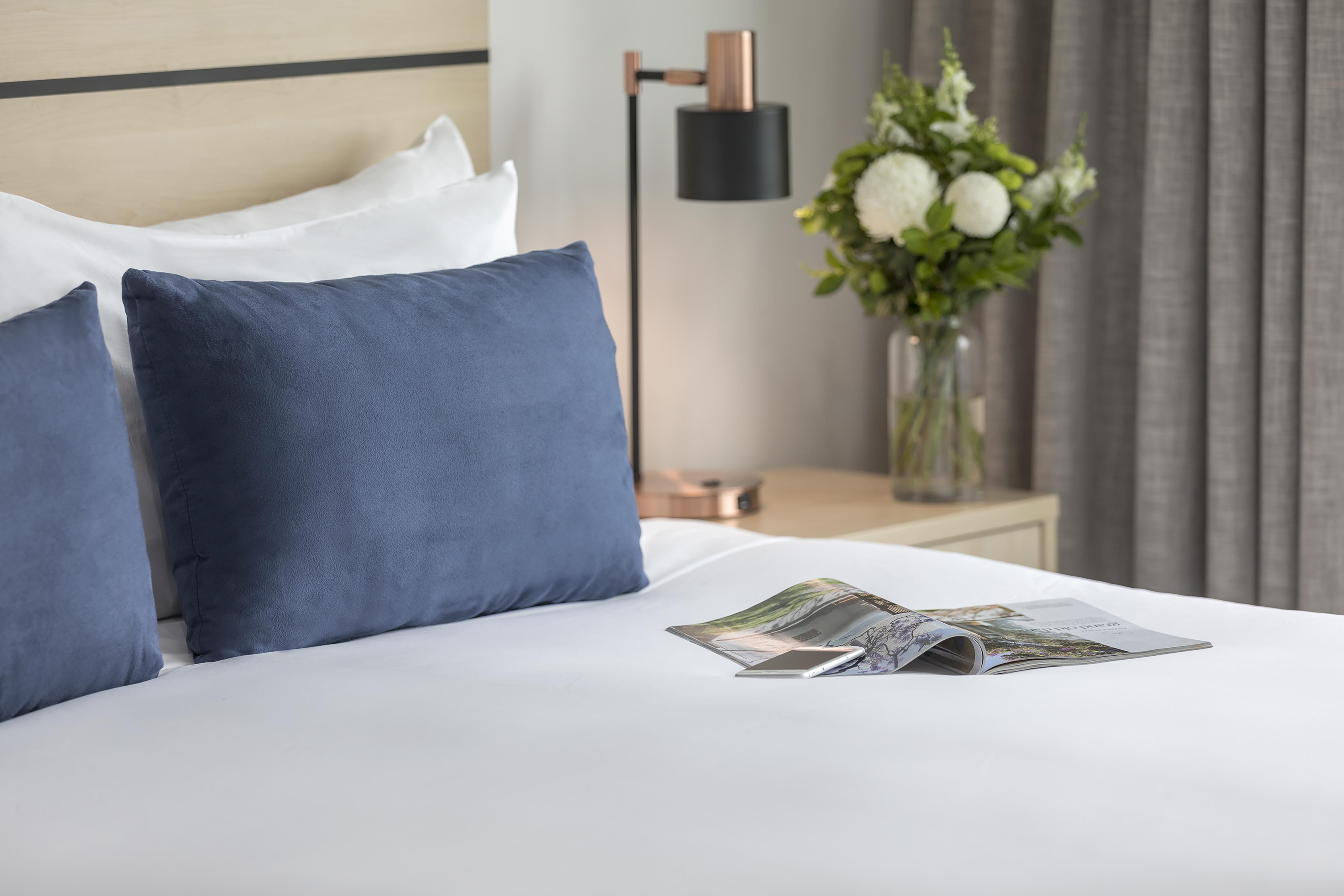 Oaks Adelaide Embassy Suites Экстерьер фото